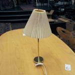 65 3273 BORDSLAMPA